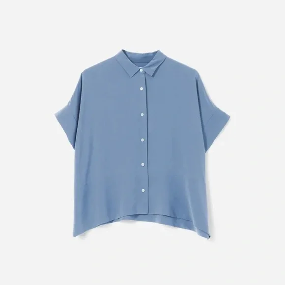 Everlane The Clean Silk Short-Sleeve Square Shirt - Picture 4 of 10